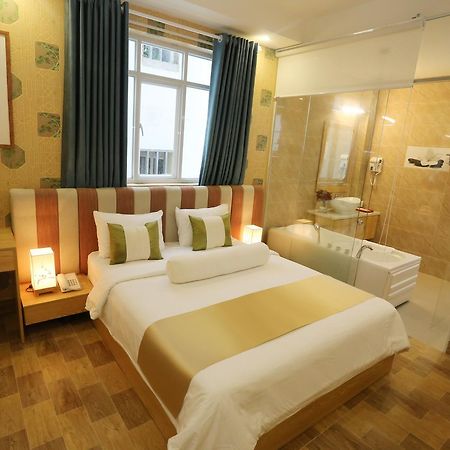 Thuy Sakura Hotel & Serviced Apartment Hô Chi Minh-Ville Extérieur photo