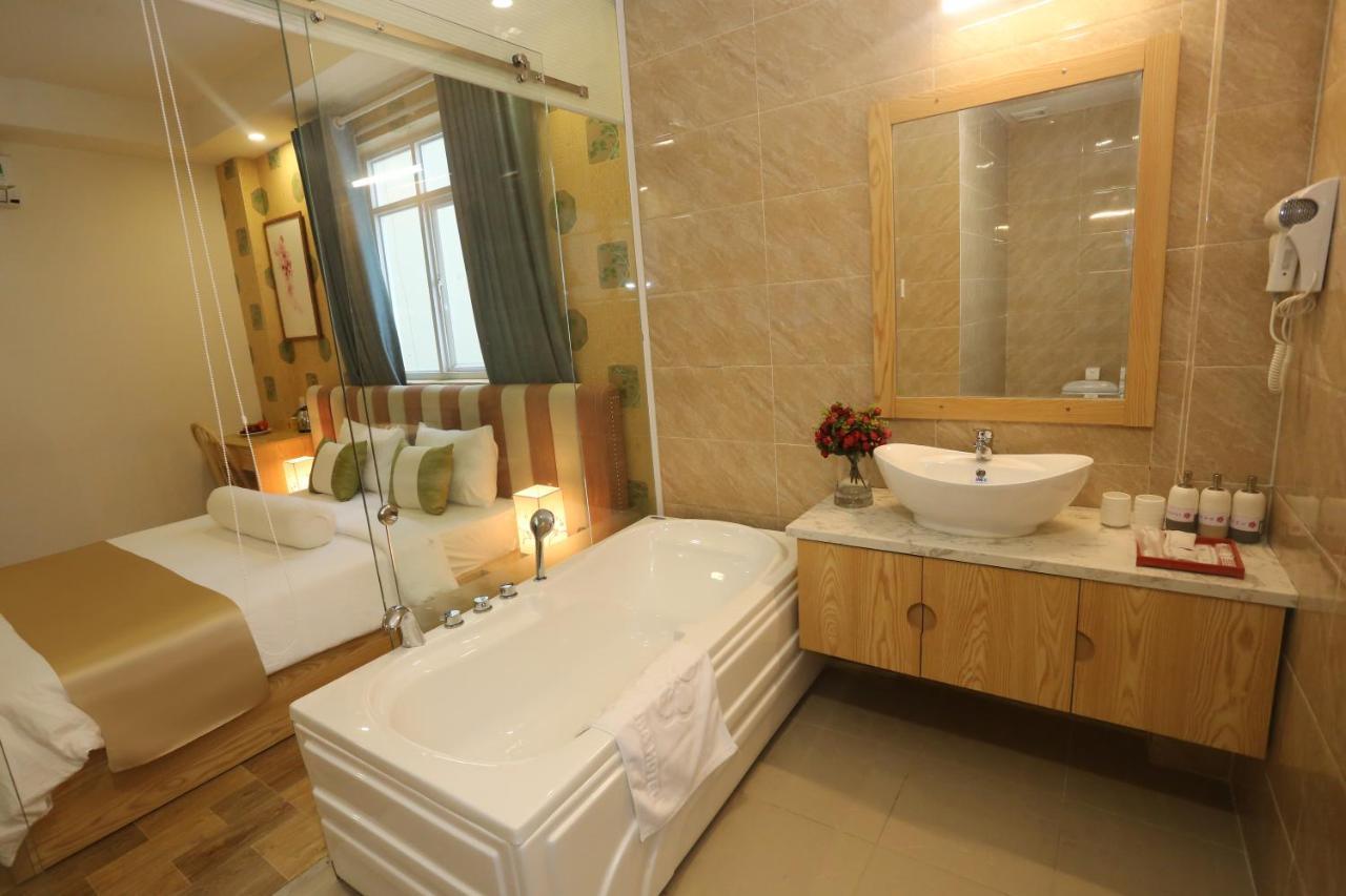 Thuy Sakura Hotel & Serviced Apartment Hô Chi Minh-Ville Extérieur photo
