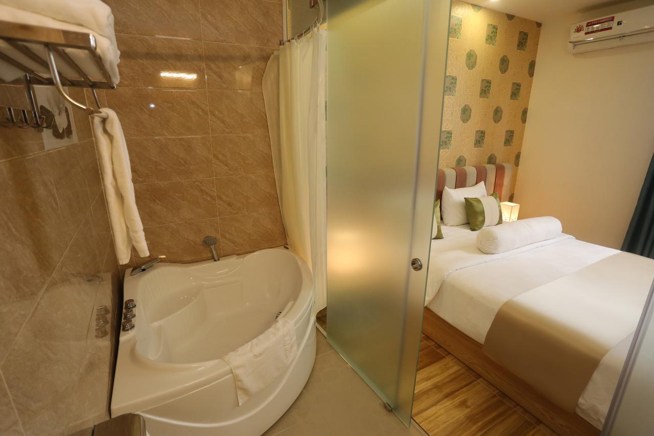 Thuy Sakura Hotel & Serviced Apartment Hô Chi Minh-Ville Extérieur photo