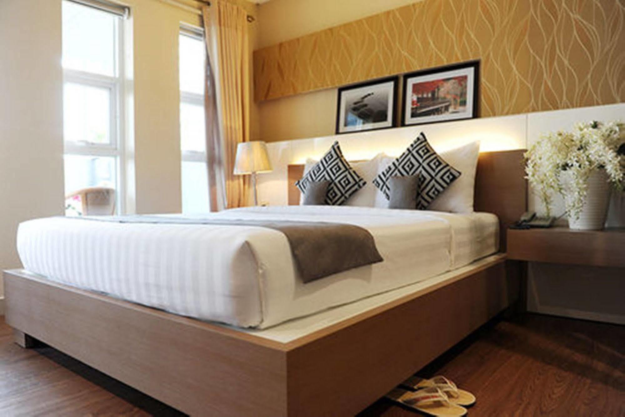 Thuy Sakura Hotel & Serviced Apartment Hô Chi Minh-Ville Extérieur photo