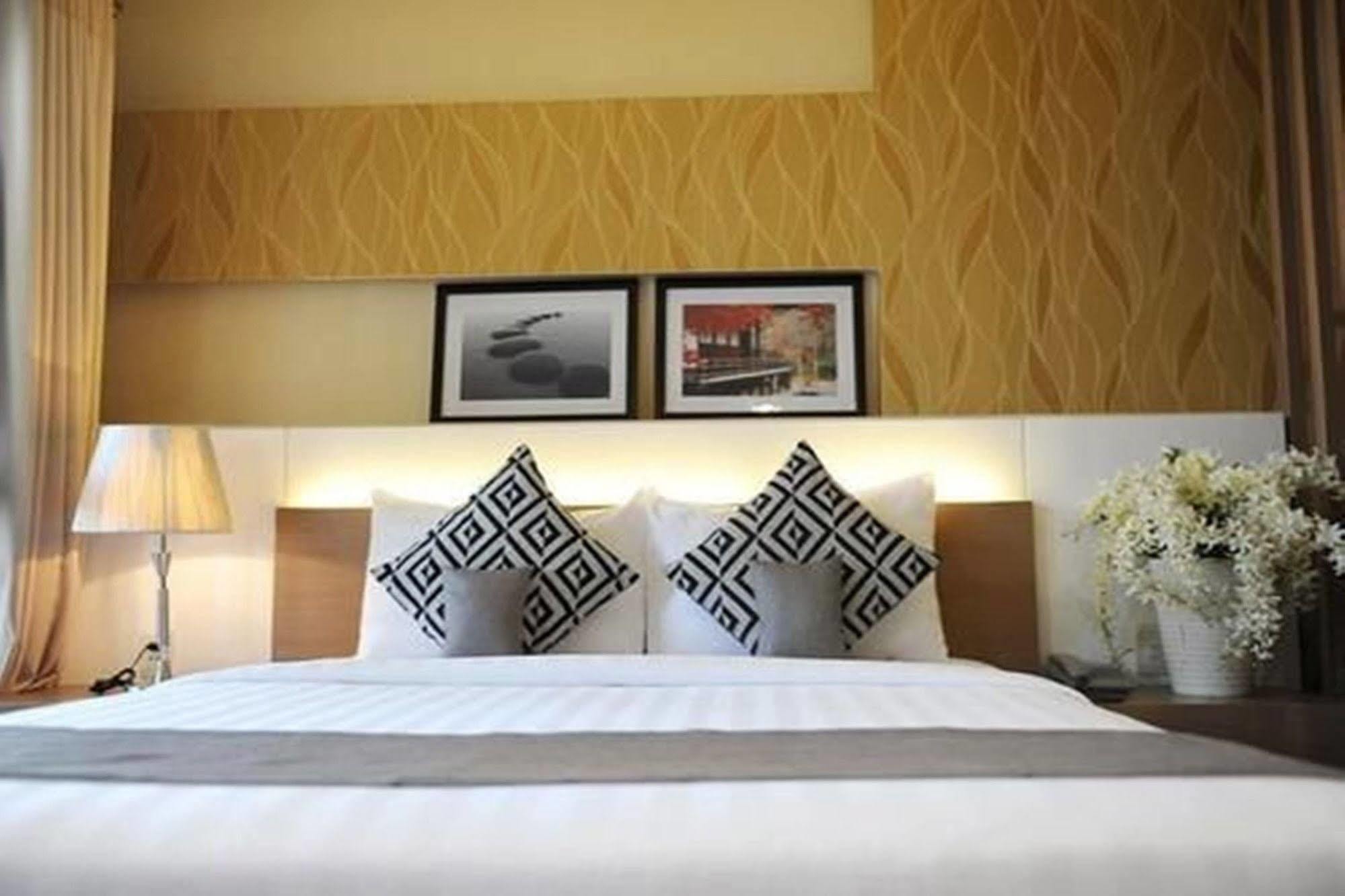 Thuy Sakura Hotel & Serviced Apartment Hô Chi Minh-Ville Extérieur photo