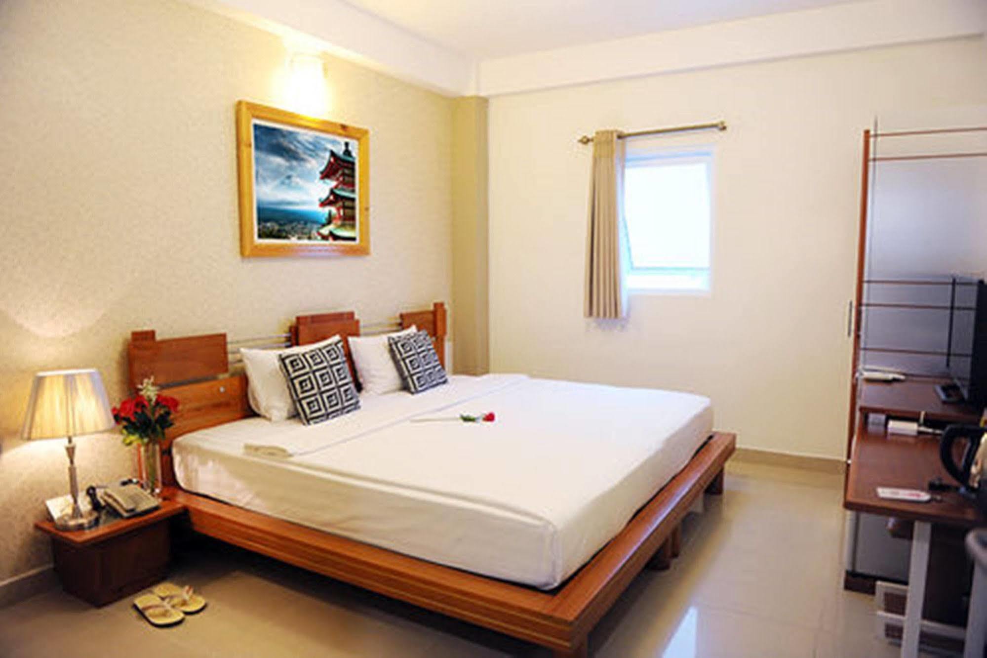 Thuy Sakura Hotel & Serviced Apartment Hô Chi Minh-Ville Extérieur photo