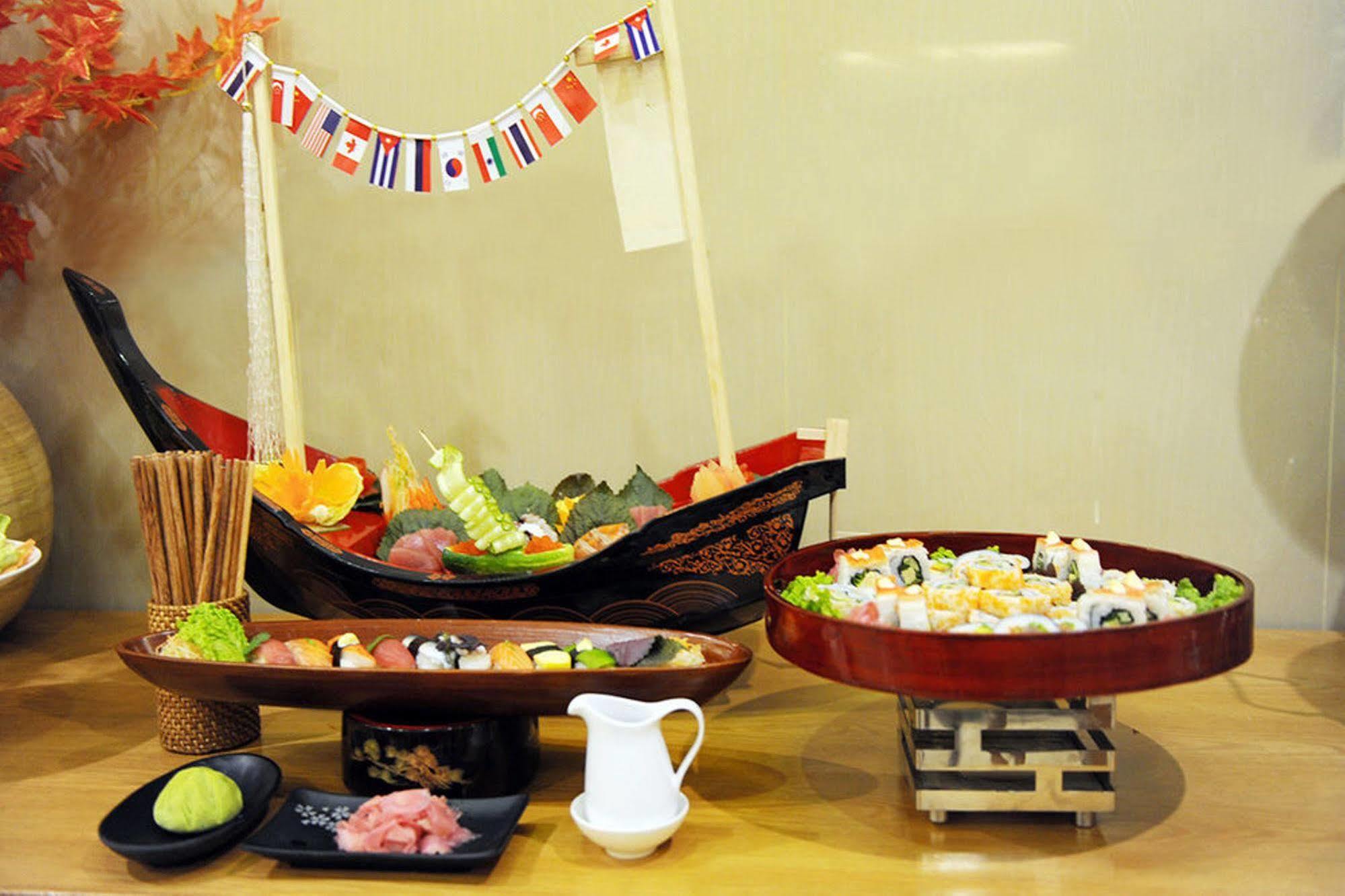 Thuy Sakura Hotel & Serviced Apartment Hô Chi Minh-Ville Extérieur photo
